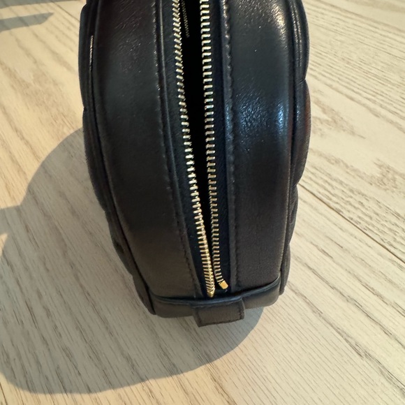 Brand new authentic YSL clutch - Picture 2 of 5